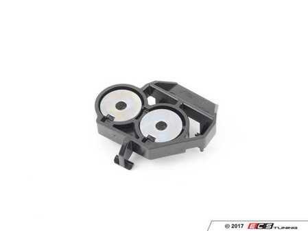 ES#3565294 - 205626031264 - ATTACHMENT ANGLE BRACKET - Genuine Mercedes Benz - Mercedes Benz