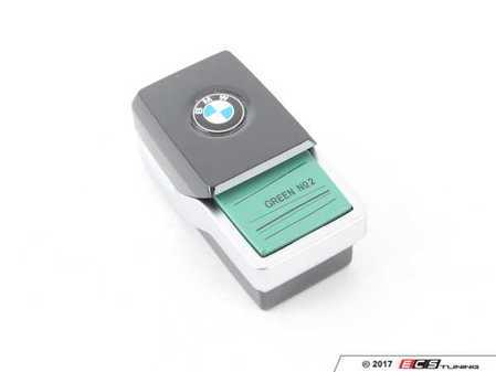 ES#3016584 - 64119382603 - Ambient Air Green Suite #2  - The composition of moss, mint, and precious wood scent suffuses Green Suite No. 2
with energy of cool forests. - Genuine BMW - BMW