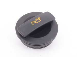 ES#2558335 - 95810448510 - Oil Cap - Ensure a proper seal and good looks with this new cap - Genuine Porsche - Porsche