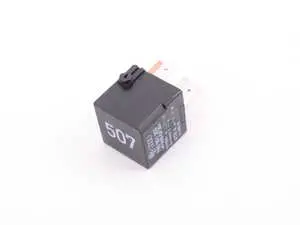 Power Supply Relay/Starter Relay (J682)