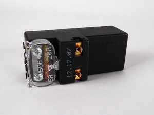 ES#1848507 - 3a0919506 - Auxiliary Fan Control Unit - Located near coolant reservoir - Stribel - Volkswagen