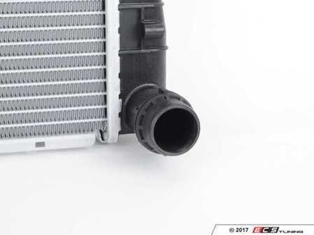 ES#2972521 - 17113403551 - E83 Radiator - Manual - For vehicles with manual transmission - Nissens - BMW