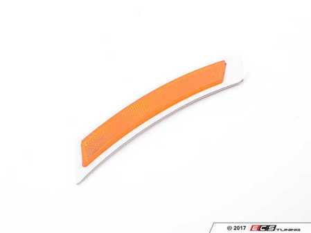 ES#264799 - 63147191770 - E89 Side Marker Light - Front Right - Restore the look of your vehicle with new side markers - Genuine BMW - BMW