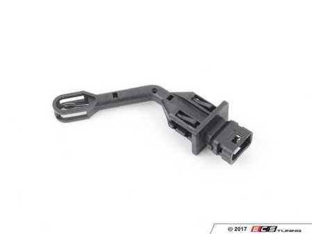 ES#2534281 - 2108300772 - A/C Evaporator Temperature Sensor - Replace your sensor to maintain a comfortable cabin temperature. - URO - Mercedes Benz