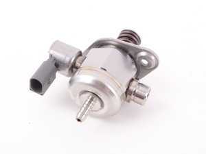 ES#3426599 - 06H127025Q - High Pressure Fuel Pump - Fuel pump located on top of the engine - Bosch - Audi Volkswagen