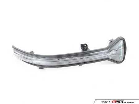 ES#2977889 - 51167414650 - Side mirror turn signal. - Replace a broken or malfunctioning unit. - Genuine BMW - BMW