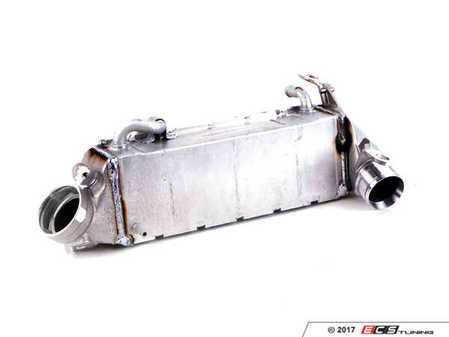 ES#2179156 - 3AA145805B - Intercooler - Replacement intercooler for your TDI - Genuine Volkswagen Audi - Volkswagen