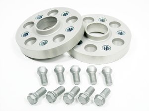 ES#1306735 - 5055571 - DRA Series Wheel Spacers - 25mm (Pair) - Fine tune your stance and improve handling - H&R - Audi Volkswagen