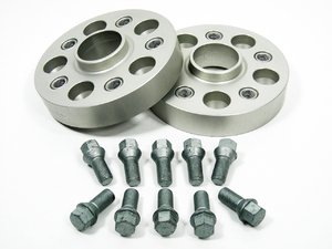 ES#5112 - 6055571 - DRA Series Wheel Spacer - 30mm (Pair) - Fine tune your stance and improve handling - H&R - Audi Volkswagen