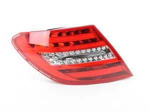 ES#4435378 - 204906060364 - REAR LAMP COMBINATION - Genuine Mercedes Benz - Mercedes Benz