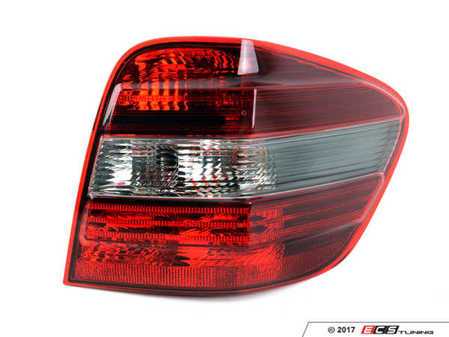 ES#2090044 - 1649061200 - Tail Lamp Assembly - Fits right side - Genuine Mercedes Benz - Mercedes Benz