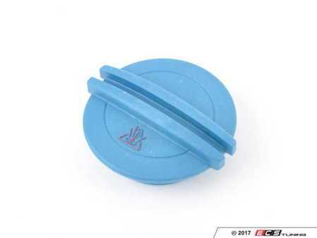 ES#2815697 - 3B0121321 - Expansion Tank Cap - Keep proper pressure in your coolant system - Hamburg Tech - Audi Volkswagen