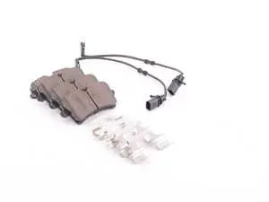 Rear Premium Ceramic Brake Pad Set