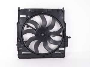 ES#3039891 - 17428618242 - Cooling Fan Assembly with Shroud (850W) - Genuine BMW - BMW