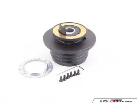 ES#3240976 - OD/1960BM25 - Steering Wheel Hub Adapter - Attach your steering wheel with precise fit and an attractive look using this vehicle specific hub adapter. - OMP - BMW